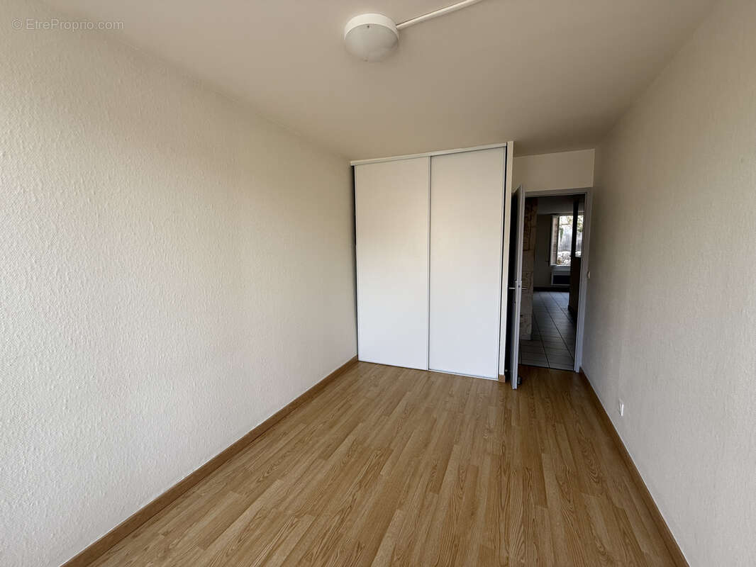 Appartement lumineux 2 chambres - Centre ville rive gauche - photo 5