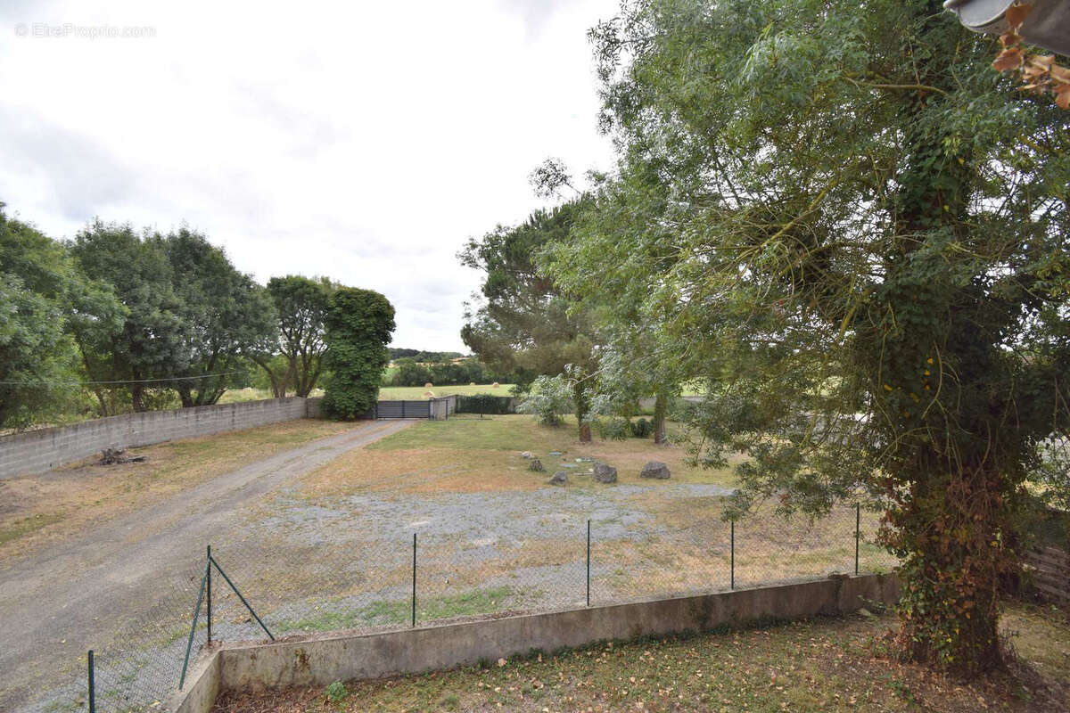 Maison d'habitation - photo 3