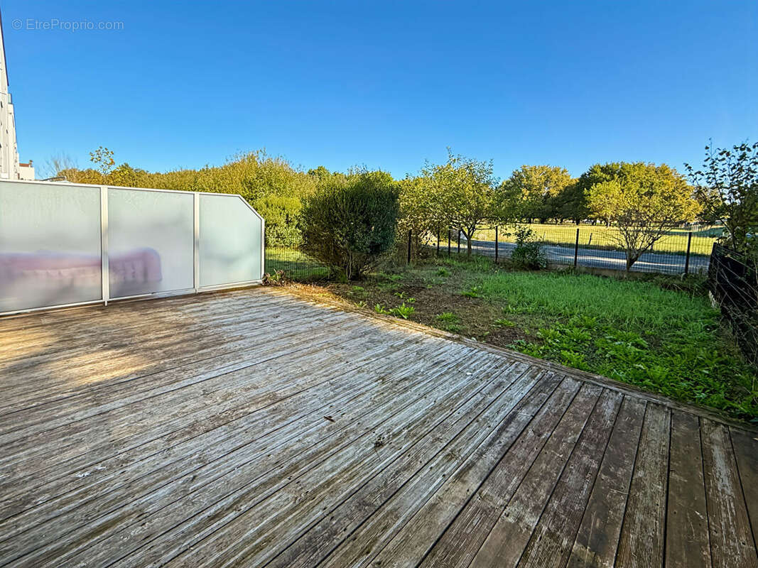 Appartement à VILLENAVE-D&#039;ORNON