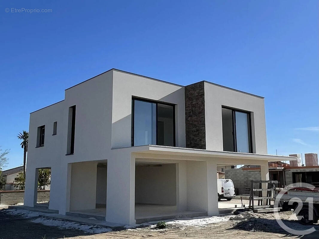 Maison à RIVESALTES