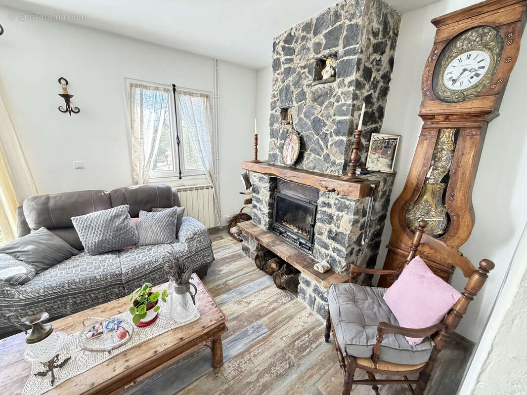 Maison à MOISSAC-BELLEVUE