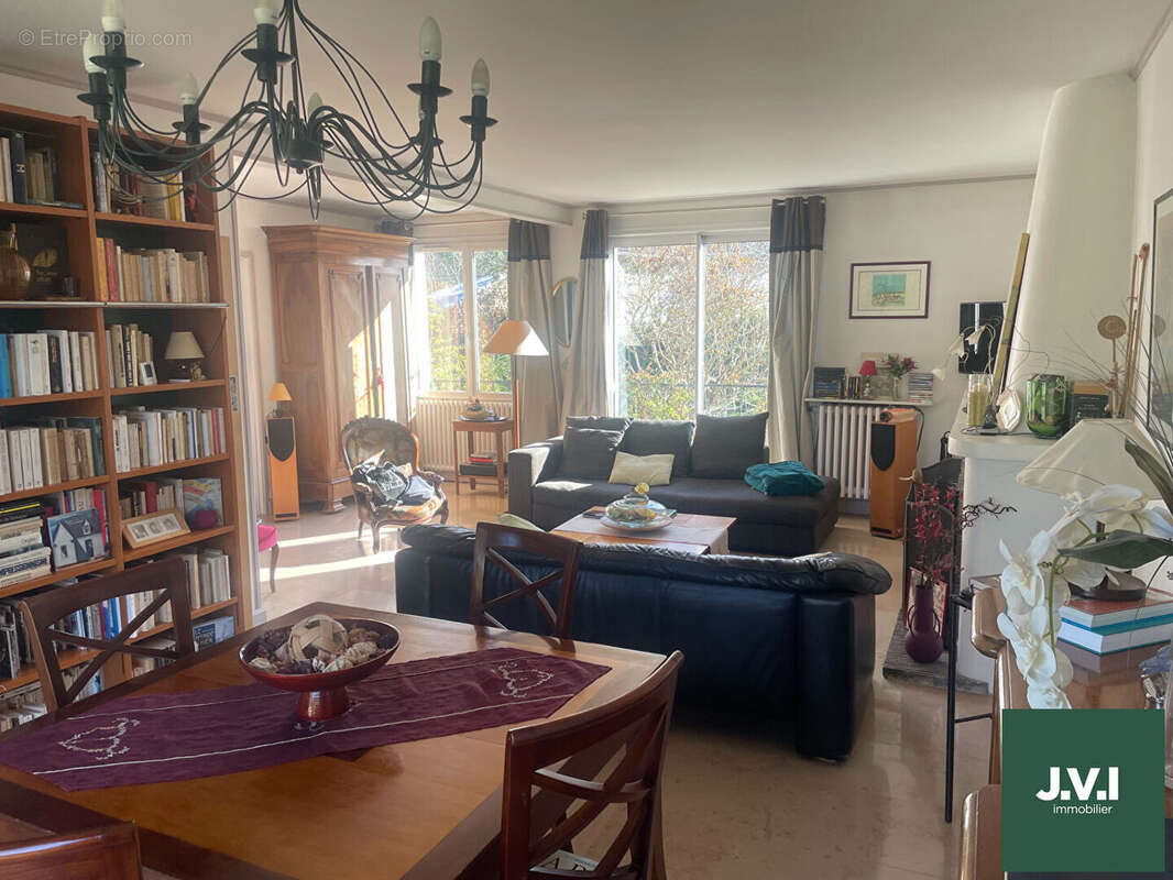 Maison à MONTMORENCY