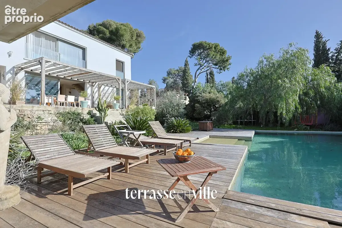 La ciotat - figuerolles - maison familiale - t6 - 204 m2 + t2 40 m2 - piscine - parcelle 1041m2 - vue mer - 1 - photo 3
