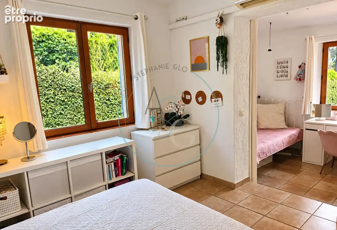 COGOLIN - Villa 188 m² à Cogolin - Deux logements indépendants avec piscines privatives - photo 7