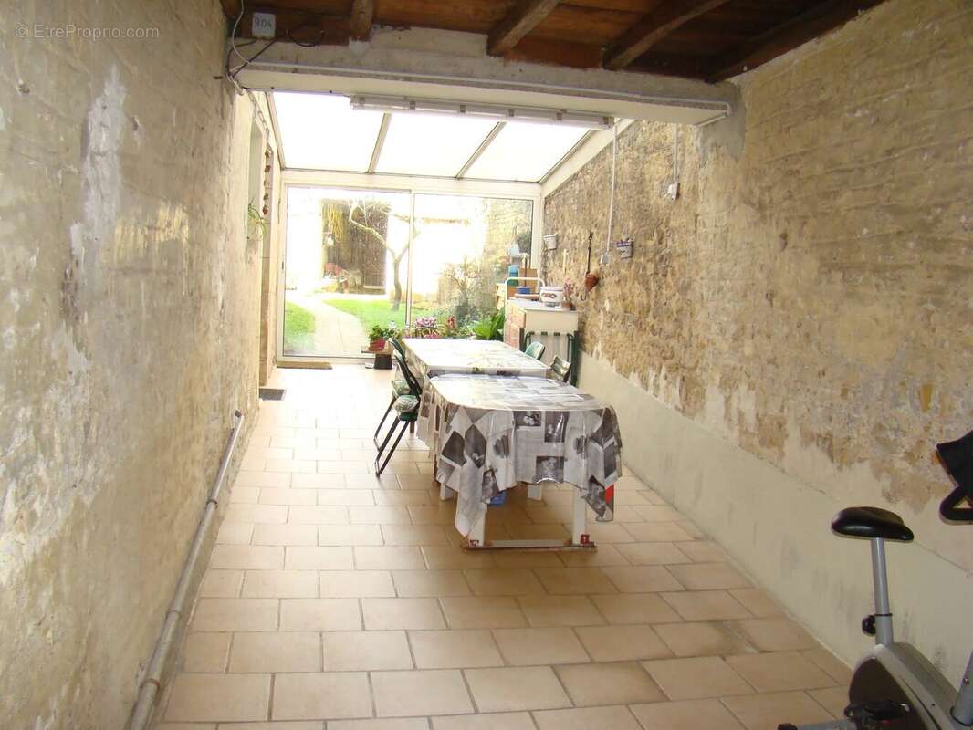 Maison à SAINT-MAURICE-LA-CLOUERE