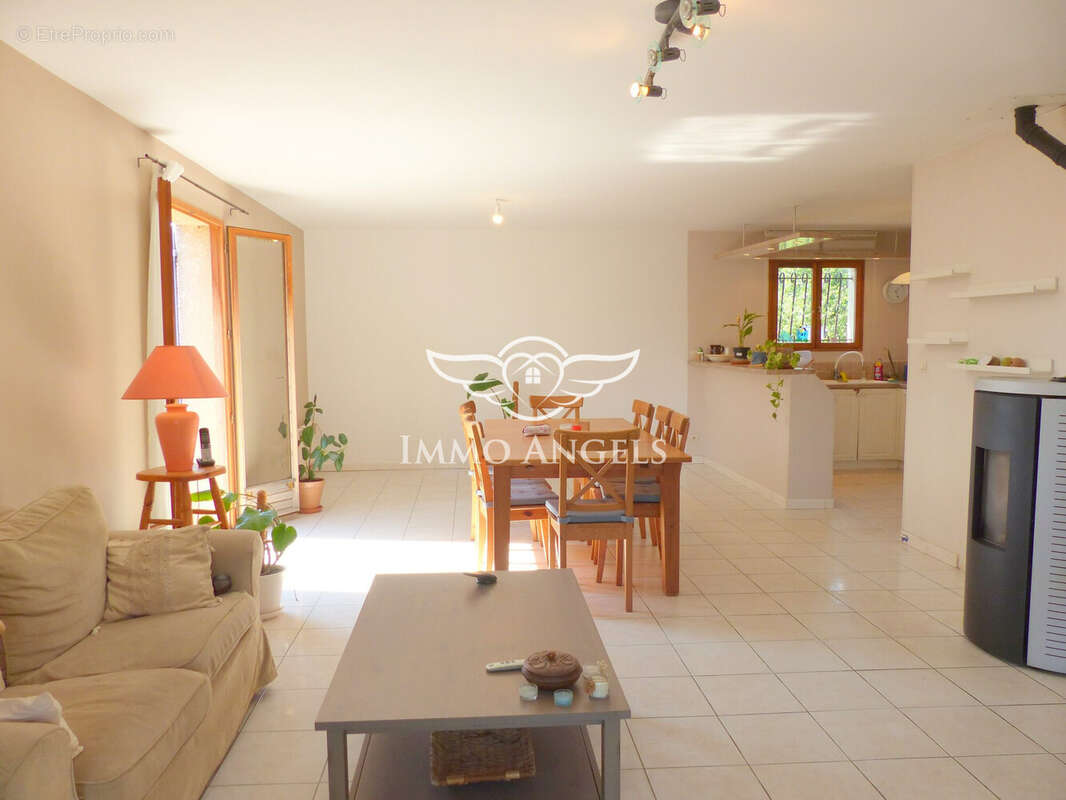 Maison à LUNEL-VIEL