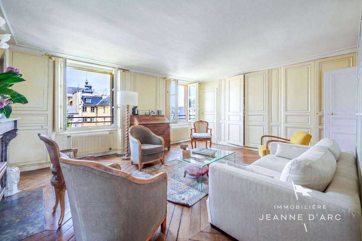 Appartement à VERSAILLES