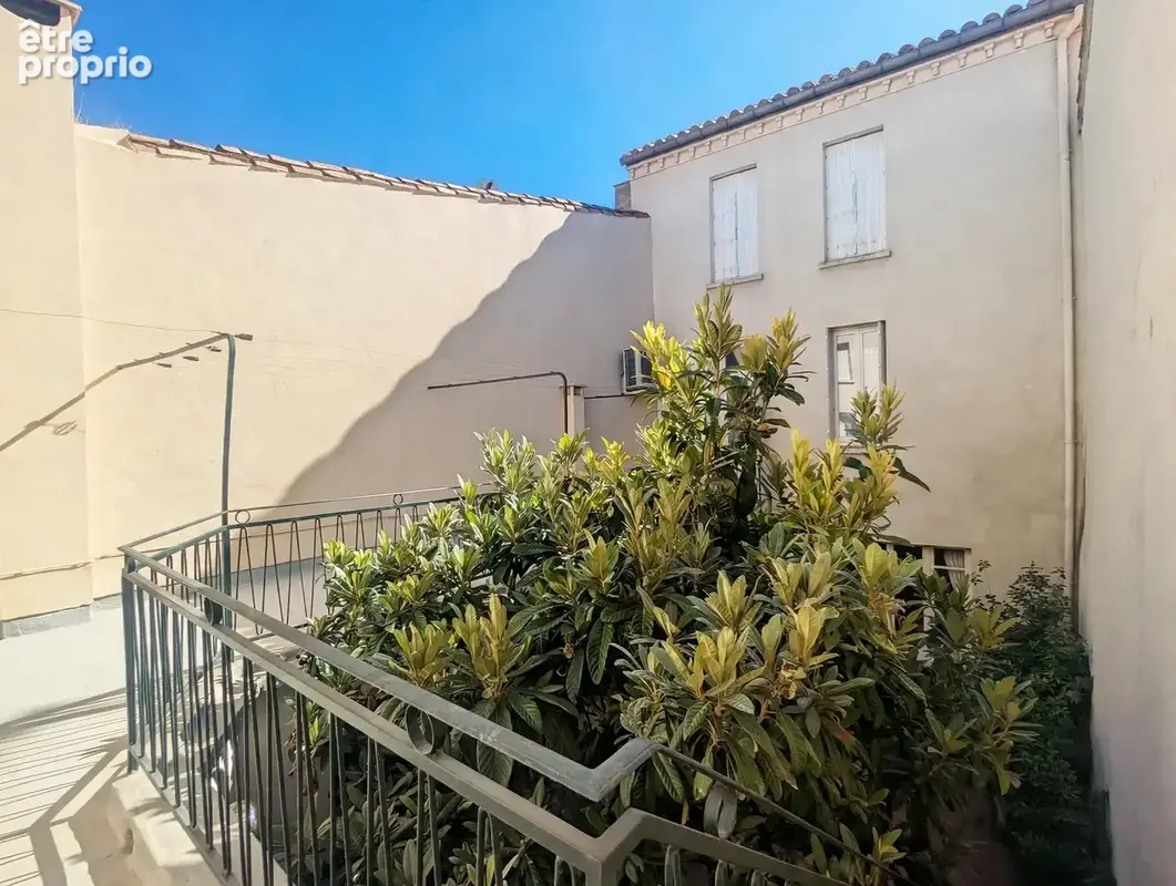 Maison de caractère avec dépendance, patio et grand garage   Lézignan-Corbières - photo 11