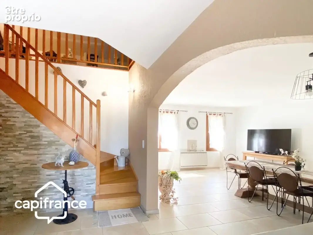Maison à vendre 8 pièces LE BOUCHAGE (38) - photo 8