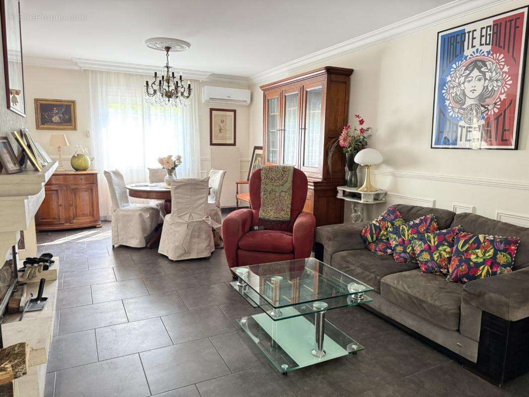 Maison 153 m² à Orleans  - photo 2