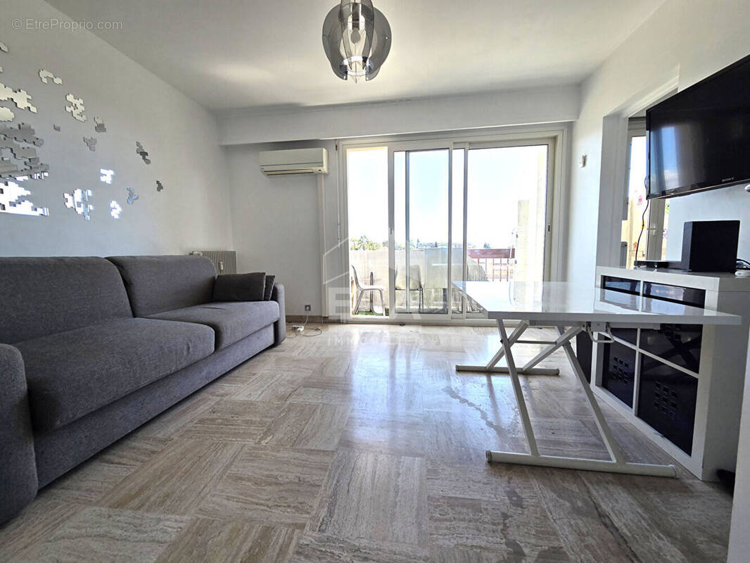 Appartement à CAGNES-SUR-MER