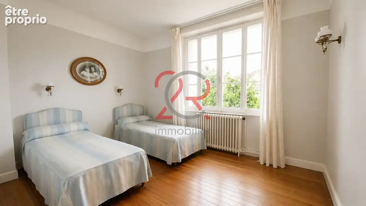 Maison 4 chambres avec garage et extérieur - photo 9