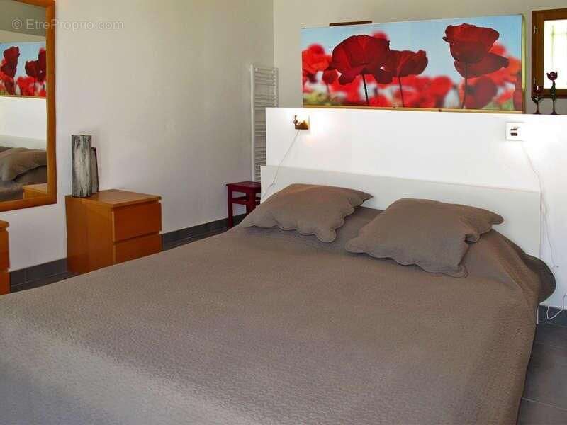 Maison à GOUDARGUES