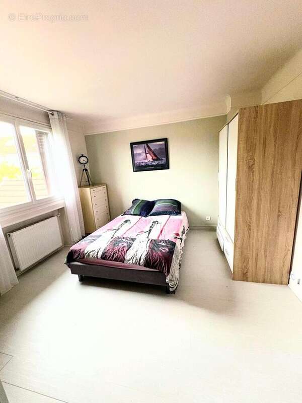 Photo 2 - Appartement à LES PAVILLONS-SOUS-BOIS