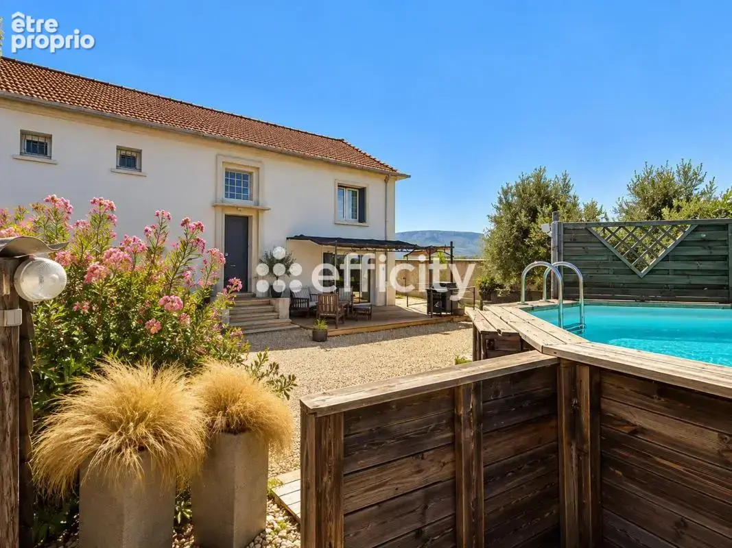 Maison à SAINT-MAXIMIN-LA-SAINTE-BAUME