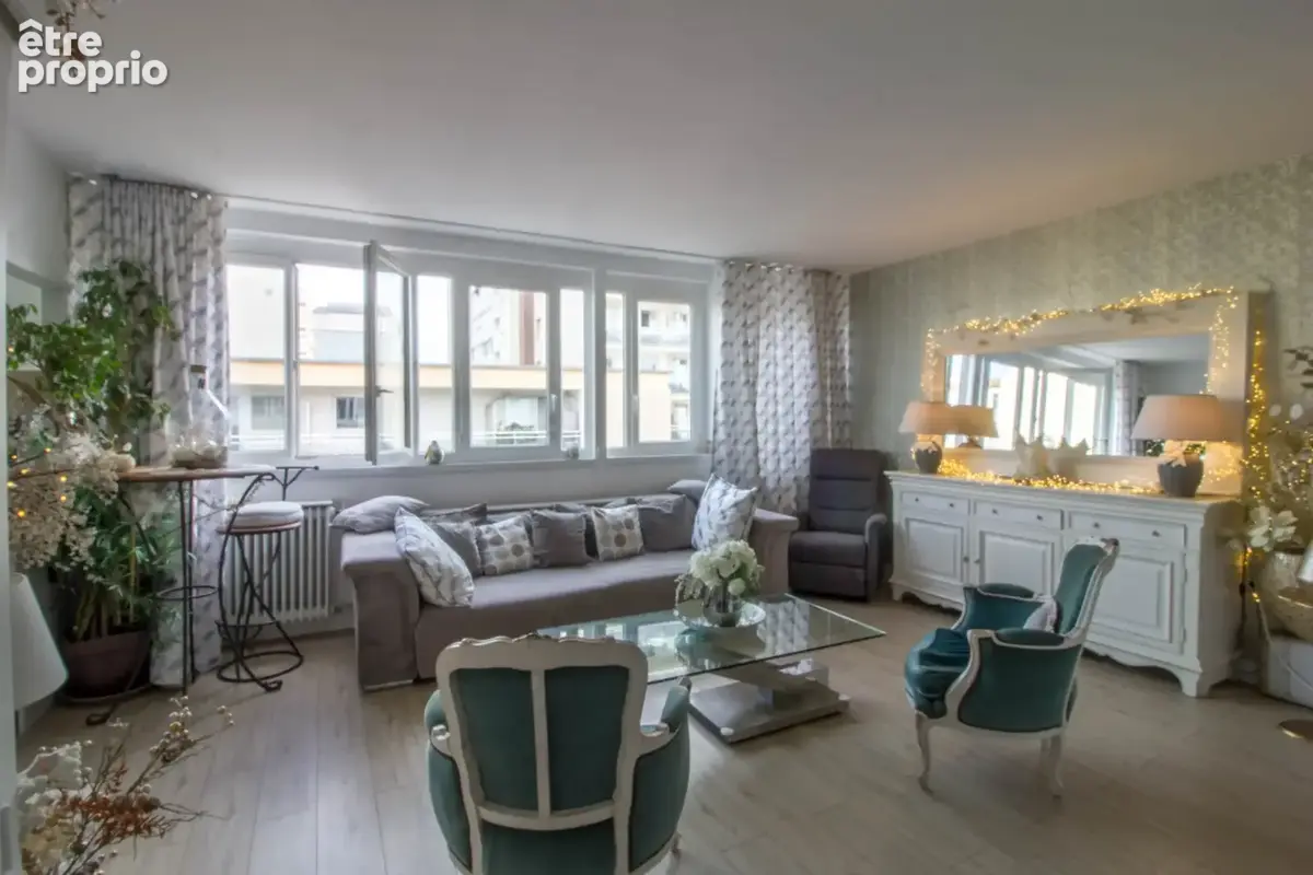 Appartement à MONTROUGE
