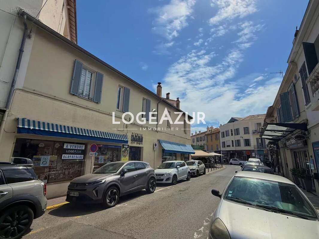 Vente  local commercial antibes - local 162 m² - photo 3