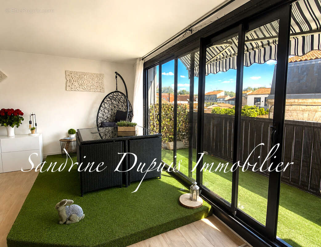 Appartement à SAINTES