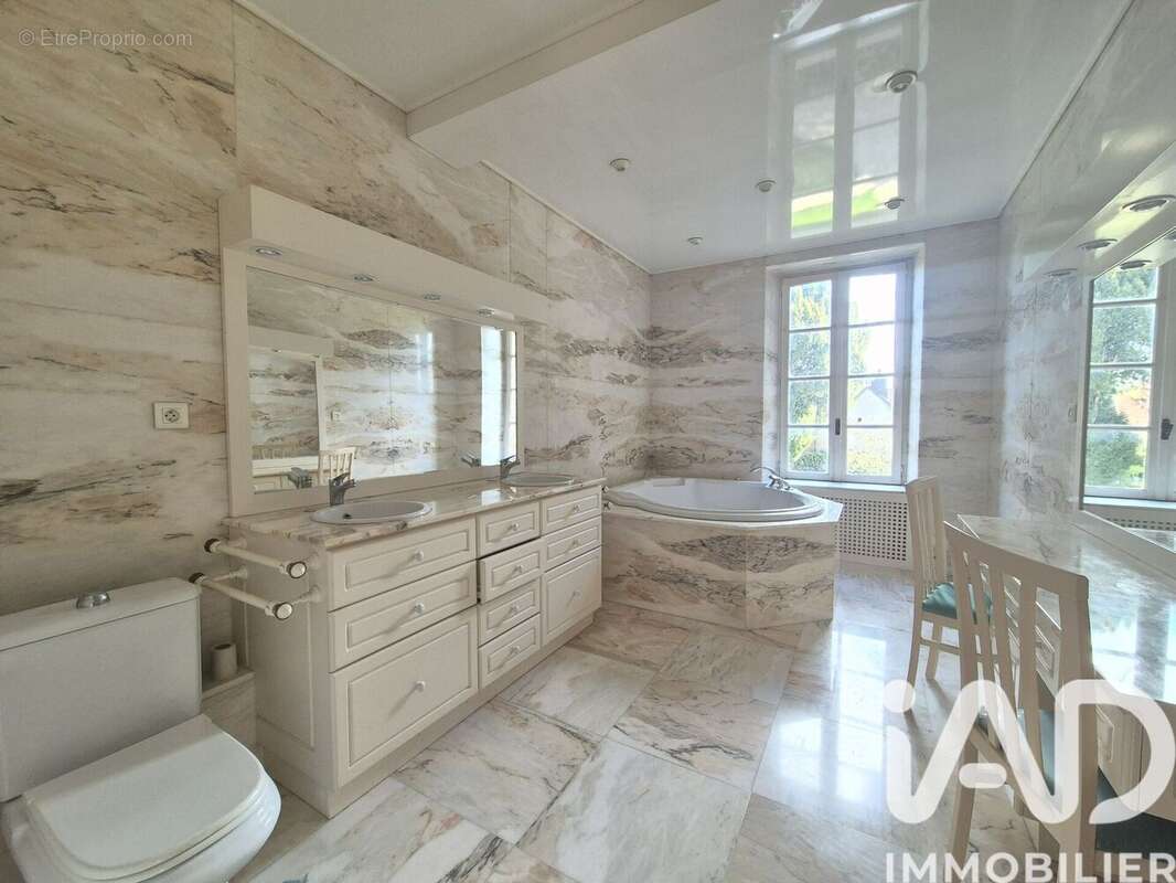 Photo 9 - Maison à CHENY