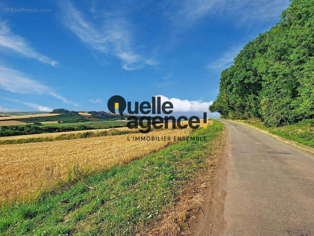 Corps de ferme en pierre à rénover – À 400 mètres de la plage - photo 3
