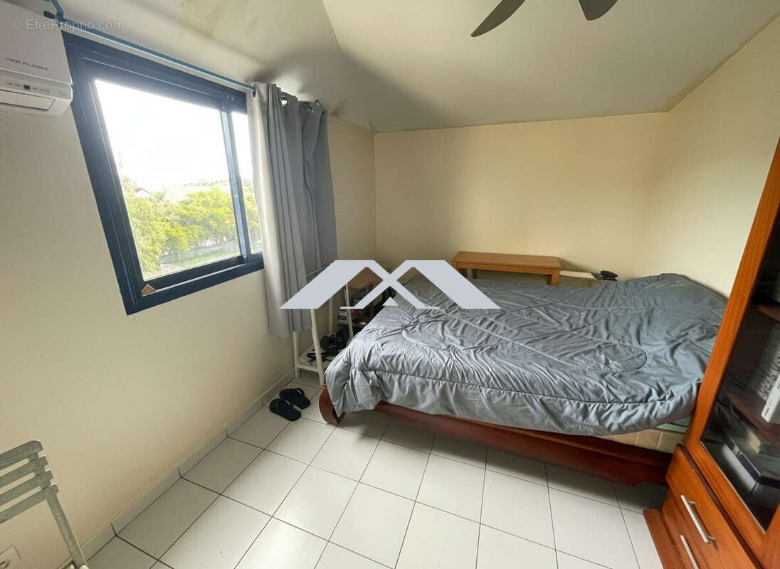 Maison 90 m² à Saint-Pierre  - photo 6