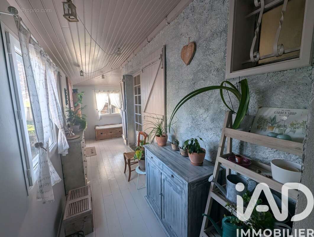 Maison 165 m² à Orban  - photo 6