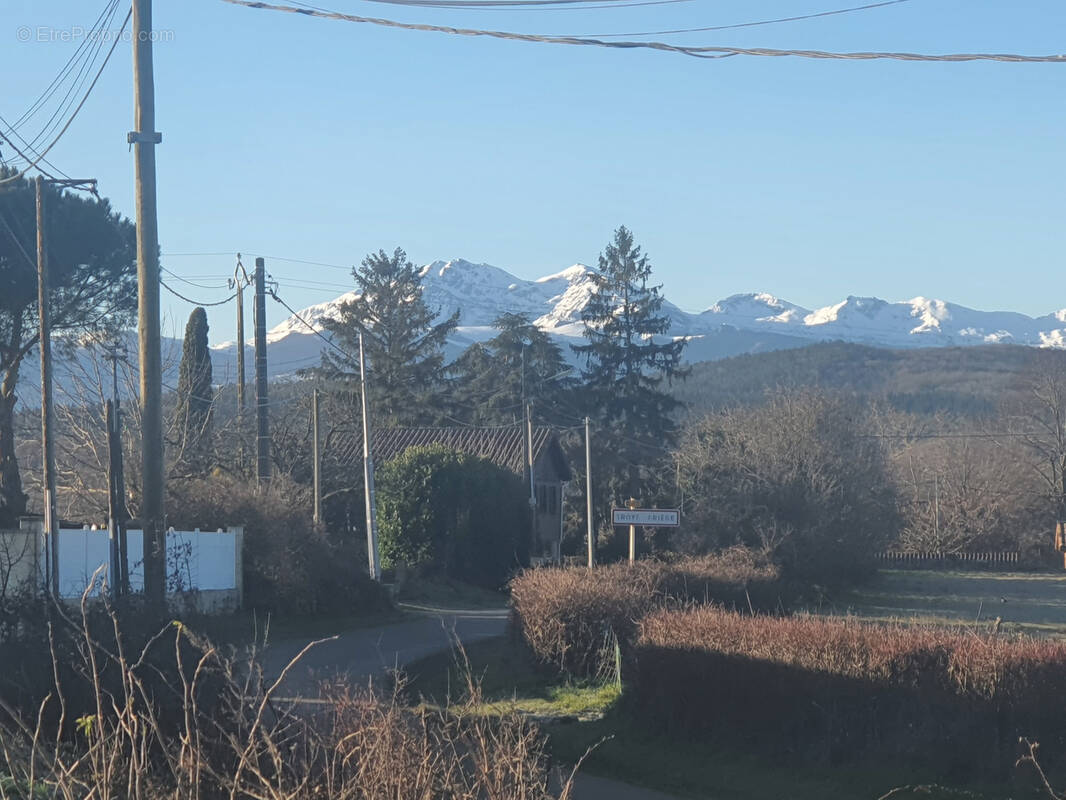 Terrain à TROYE-D&#039;ARIEGE