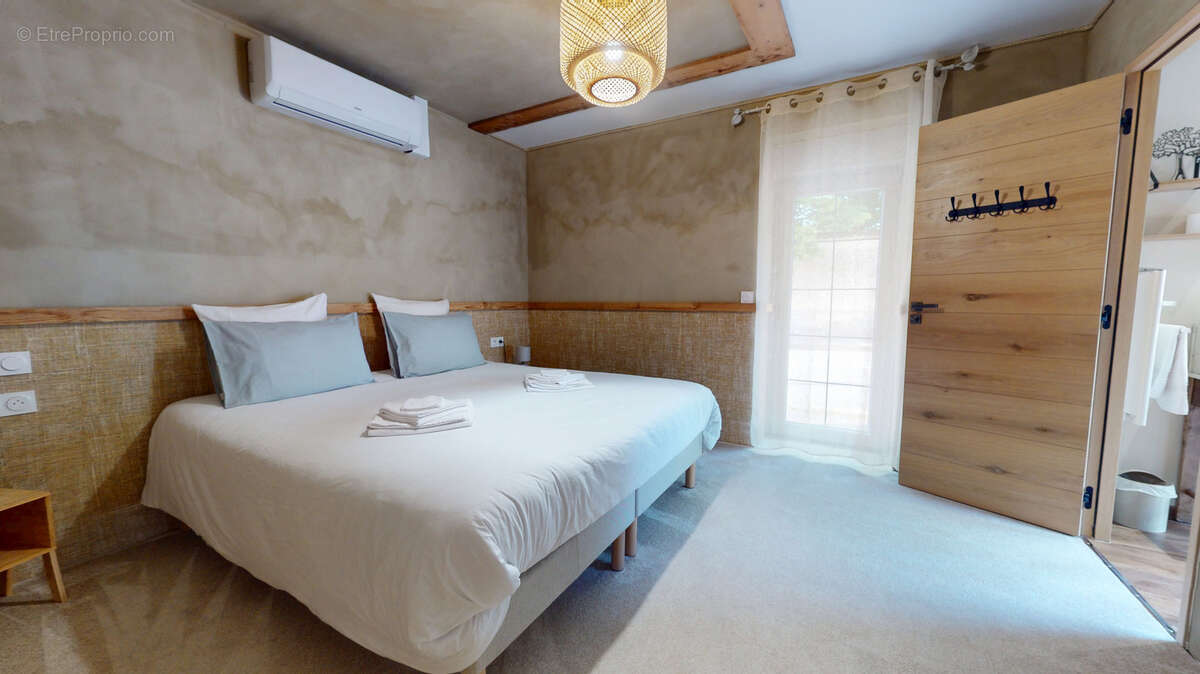 Commerce à ORCHAMPS