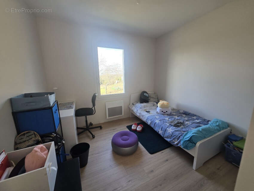 Maison à QUEUILLE