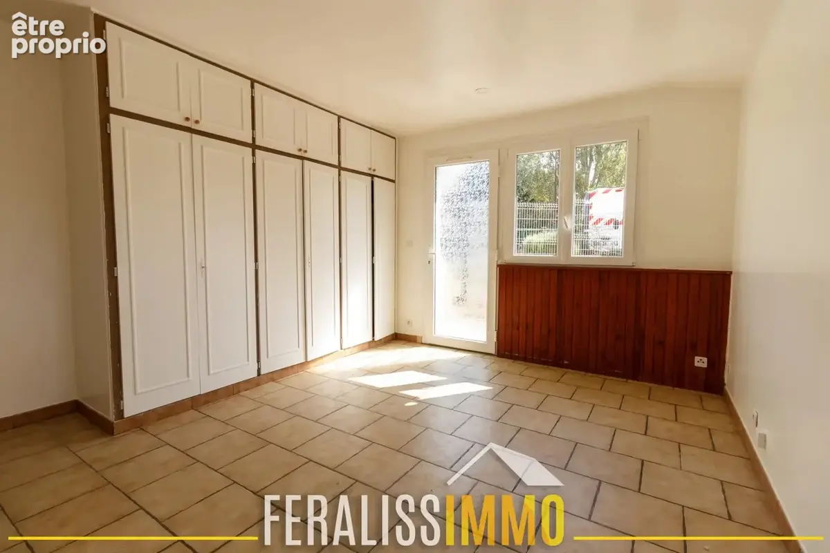 Studio idéalement placé pour une première acquisition. - photo 2