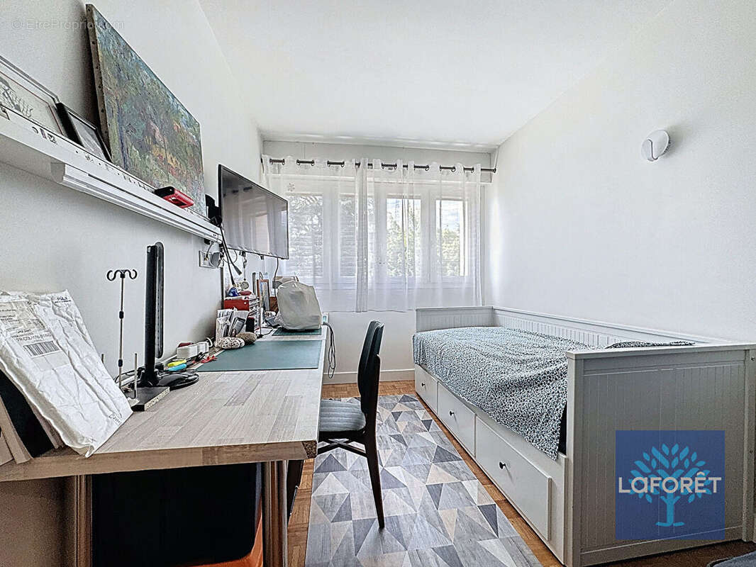 Appartement à CHILLY-MAZARIN