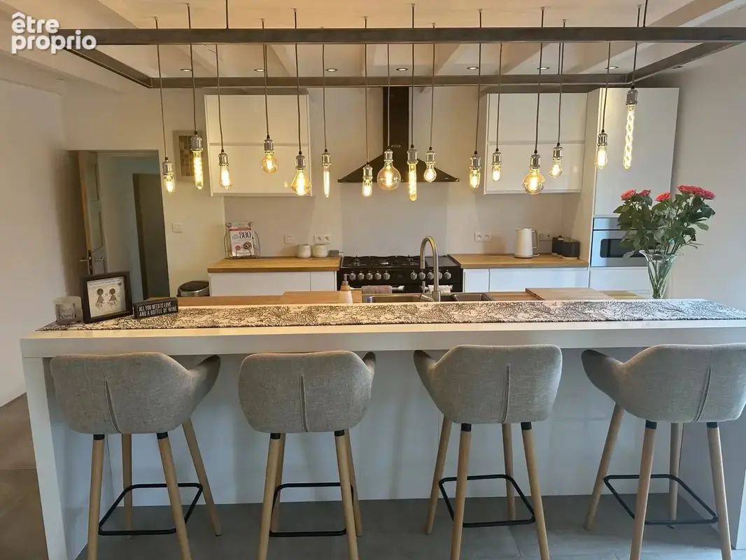 Maison rénovée avec 5 chambres plus un terrain à batir - photo 3