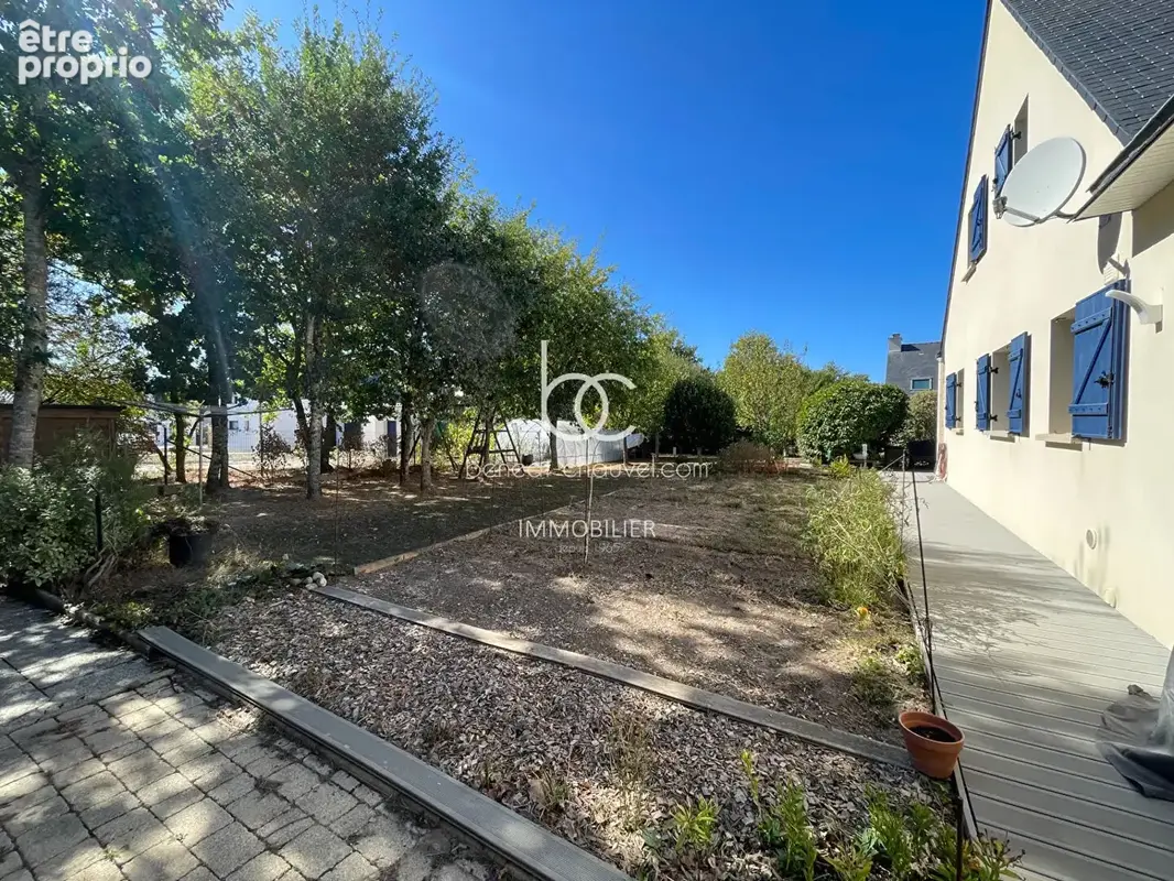 SAINT-GILDAS-DE-RHUYS - Maison 6 pièces avec grand jardin paysagé ! - photo 14