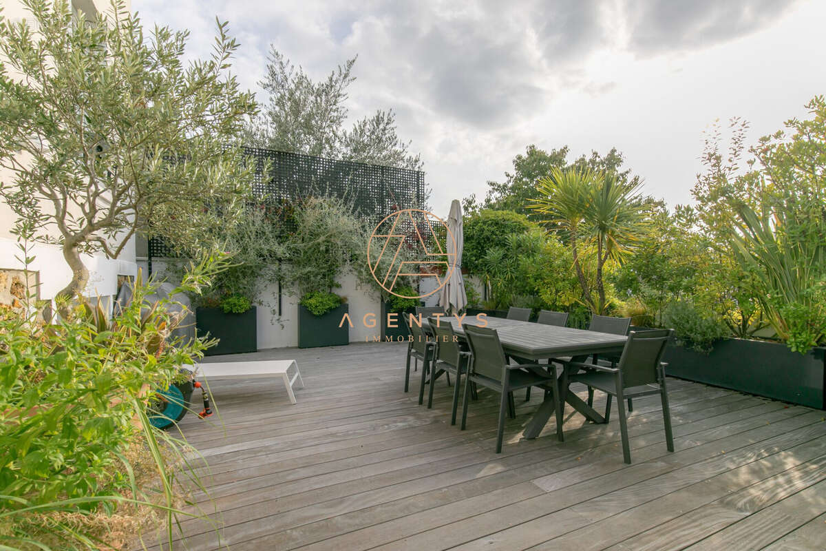 Maison à SAINT-MAUR-DES-FOSSES