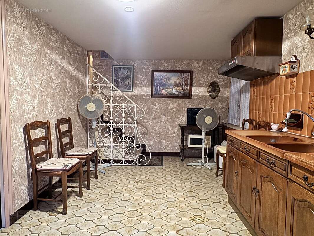 Maison à SAINT-YRIEIX-SUR-CHARENTE