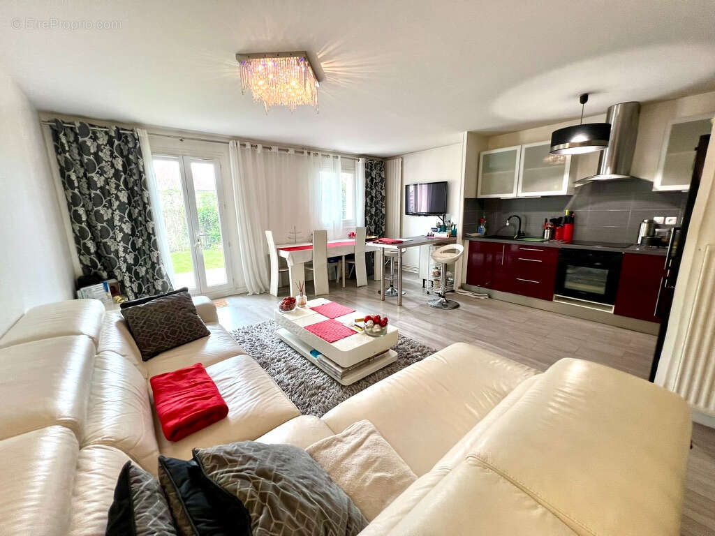 Maison à MONTIGNY-LES-CORMEILLES