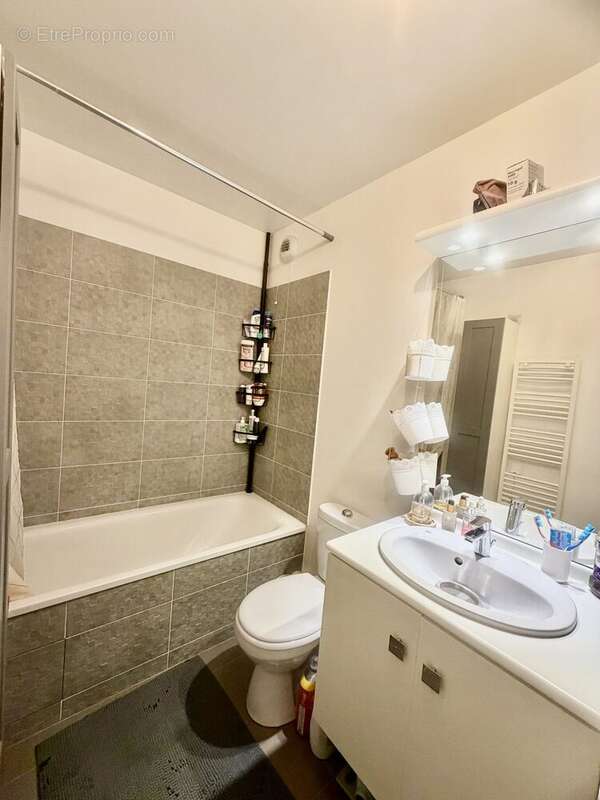 Appartement à NANDY