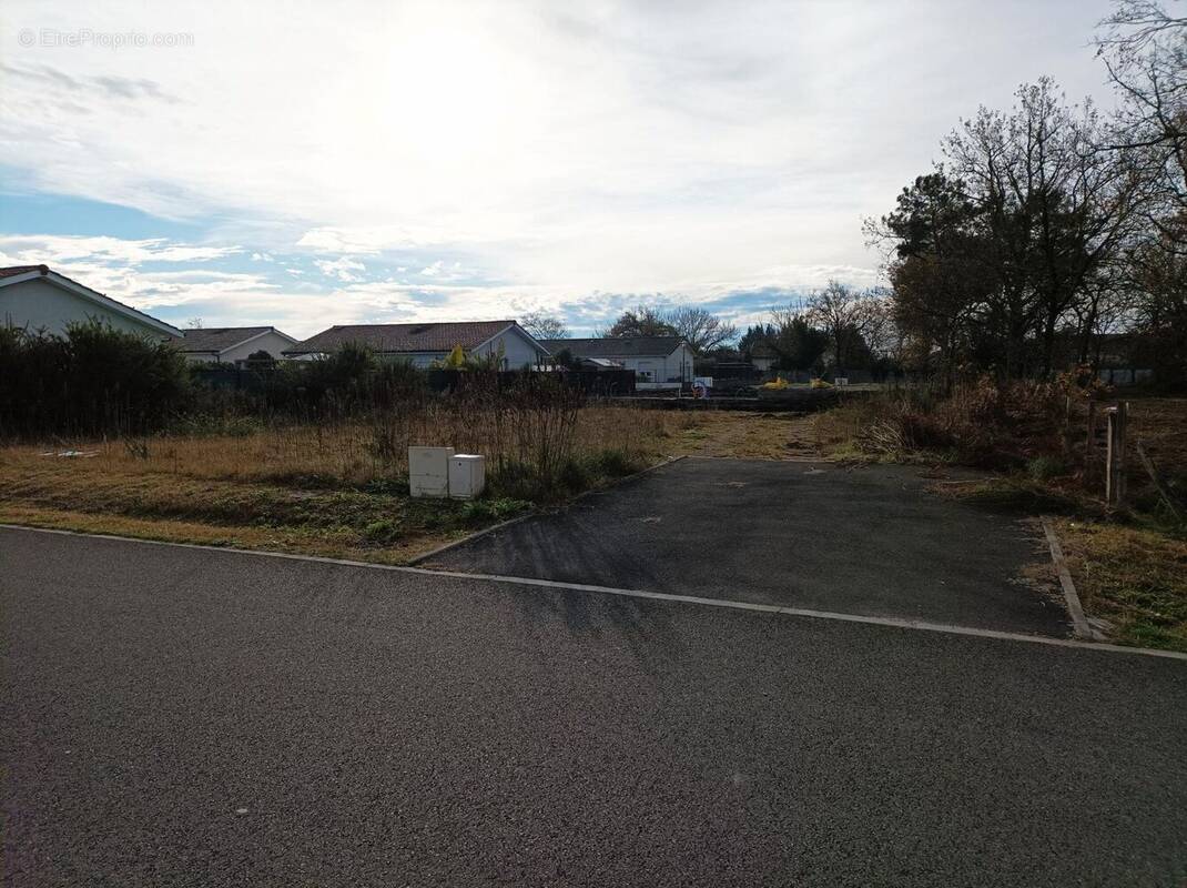 Terrain à SANGUINET