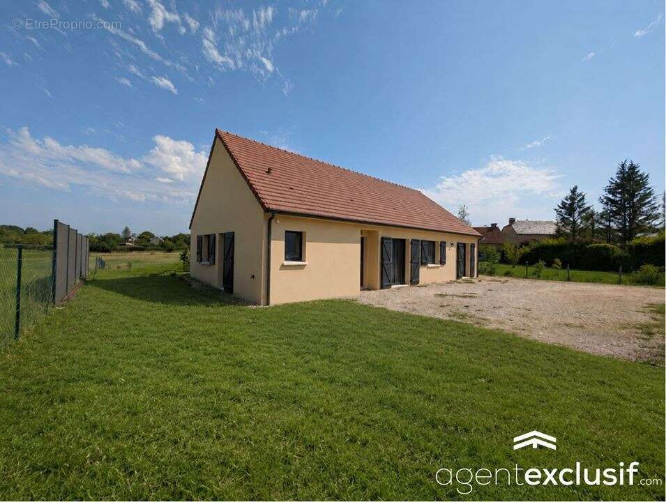 Maison 157 m² à Nadaillac  - photo 3