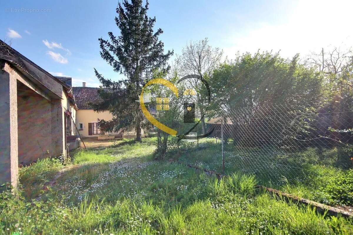 Maison à SAINT-AMBROIX