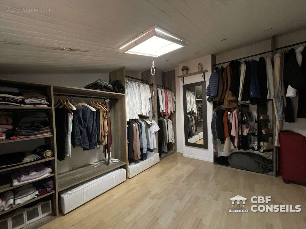 Maison à LA ROCHE-BLANCHE