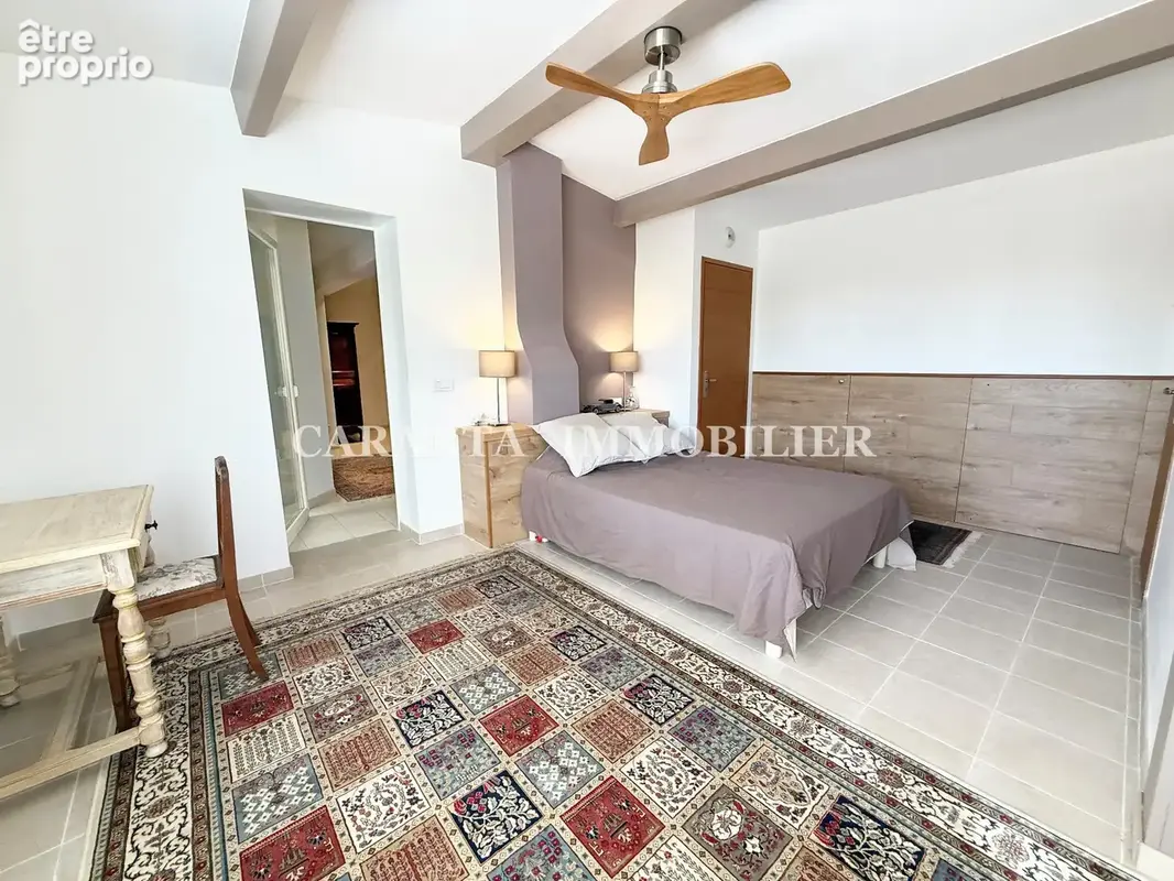 vente propriété 8 pièces Sainte Maxime avec piscine, garage et aperçu Mer à 400m du port. - photo 12