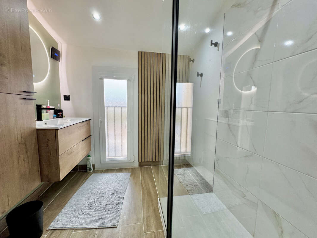 Appartement à PEGOMAS