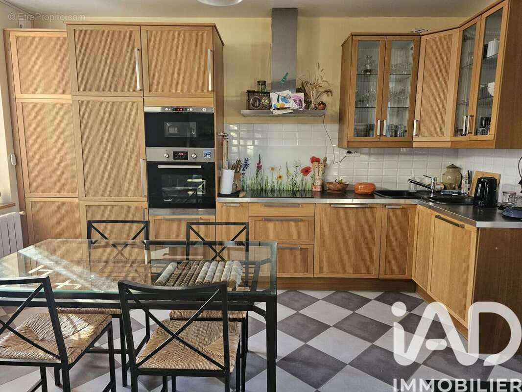 Photo 3 - Maison à MENILLES