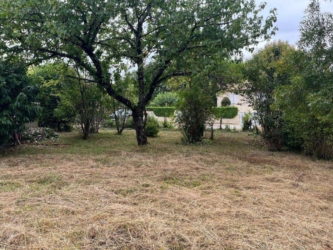 Maison à LAPEYROUSE-FOSSAT