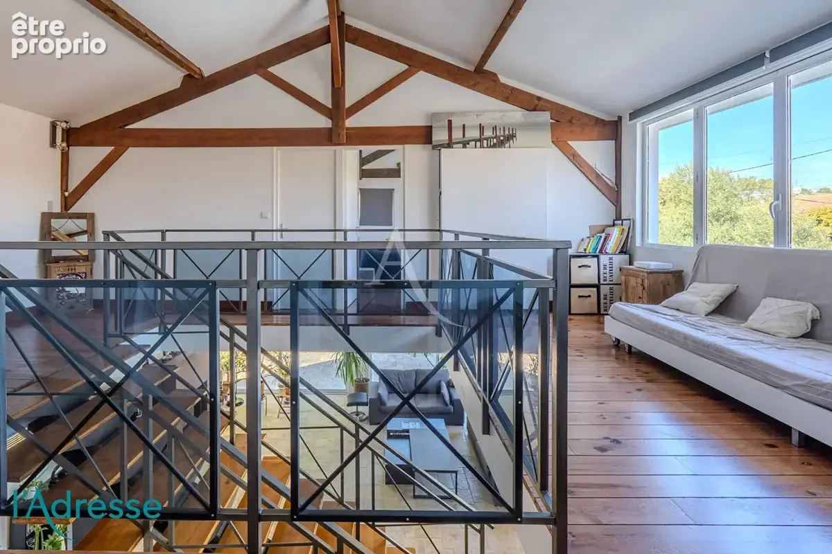 CANEJAN - Maison esprit Loft de 139 m² avec jardin et piscine - photo 6