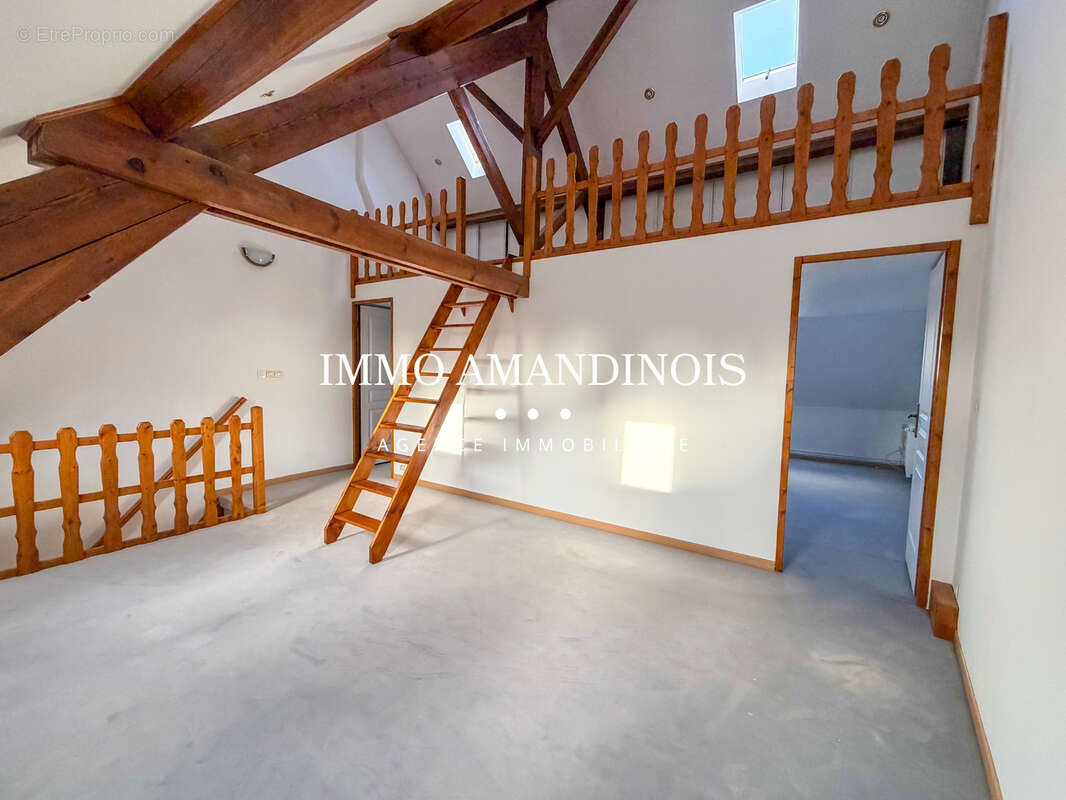 Maison à THUN-SAINT-AMAND