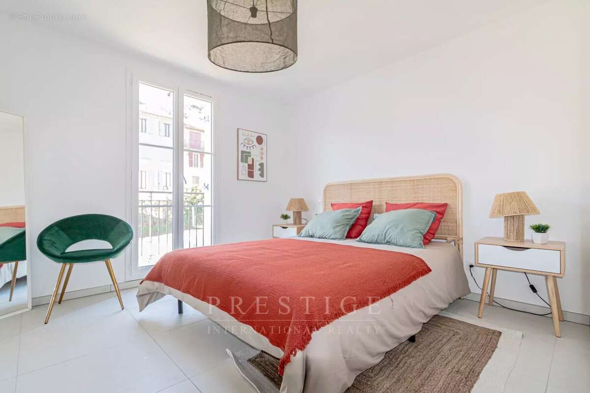 Maison à LA GARDE-FREINET