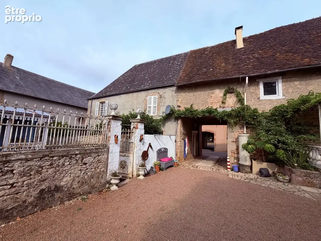 Hôtel particulier française à vendre à Cluis (Indre 36) - photo 40