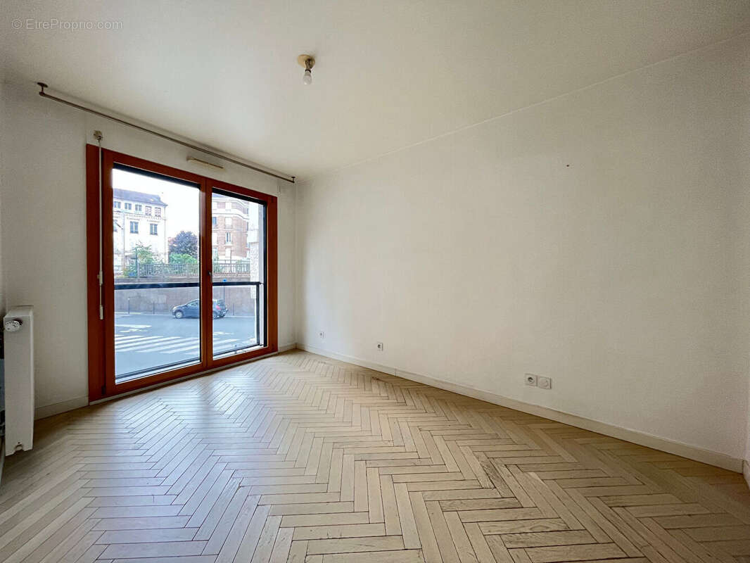Appartement à COLOMBES